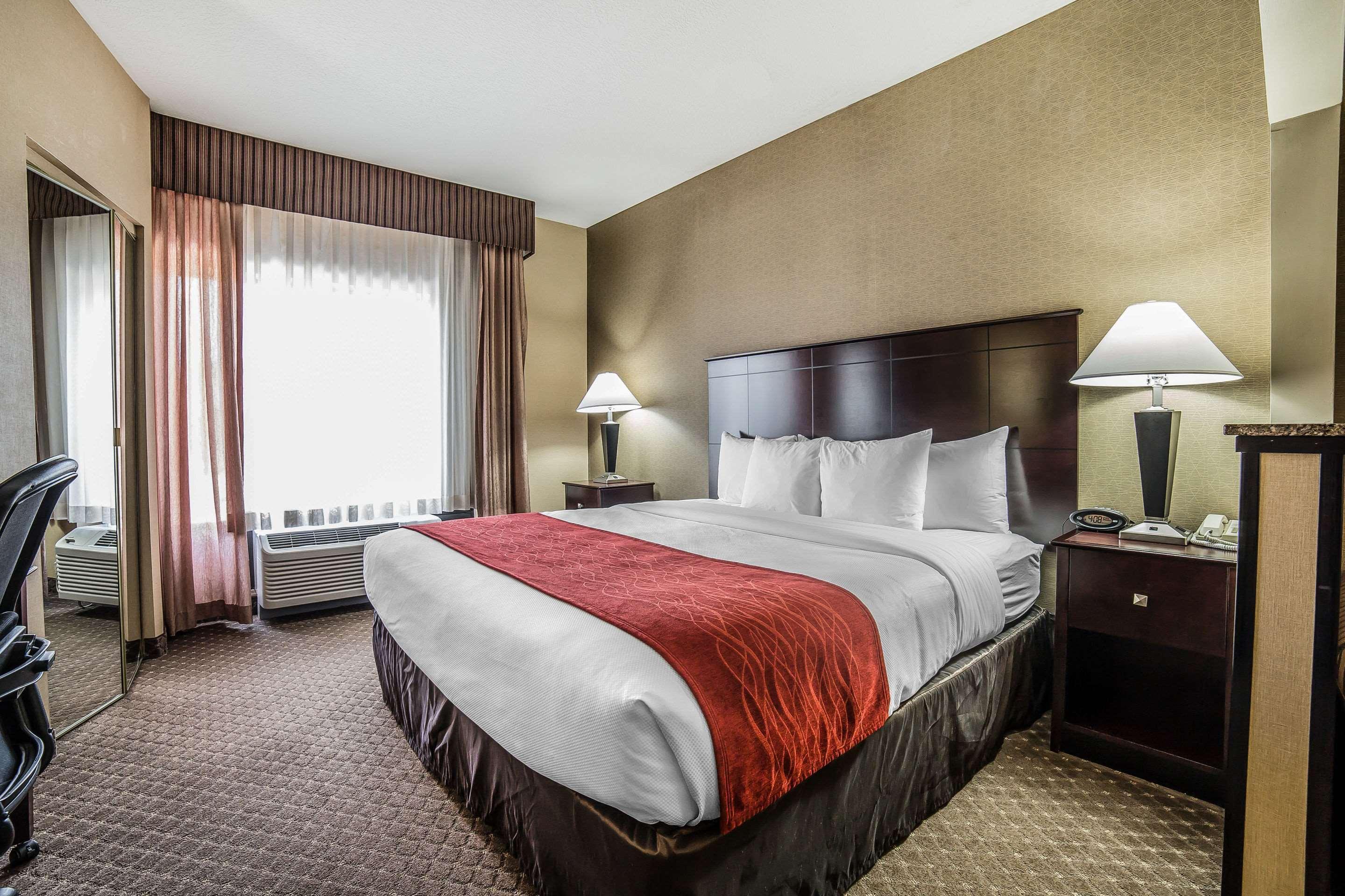 Comfort Suites Ogden Conference Center Extérieur photo
