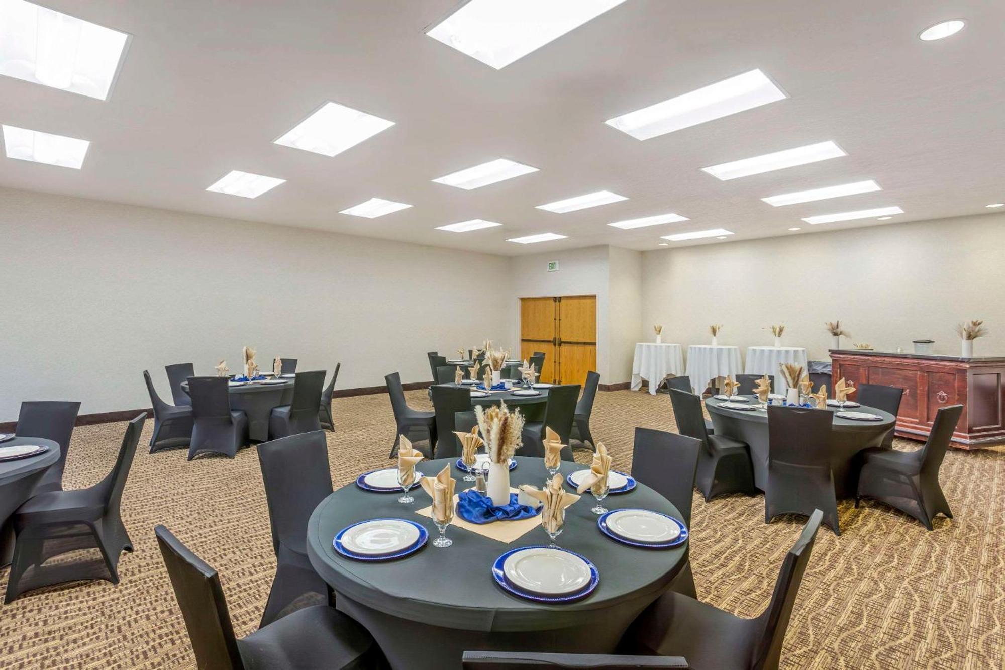Comfort Suites Ogden Conference Center Extérieur photo