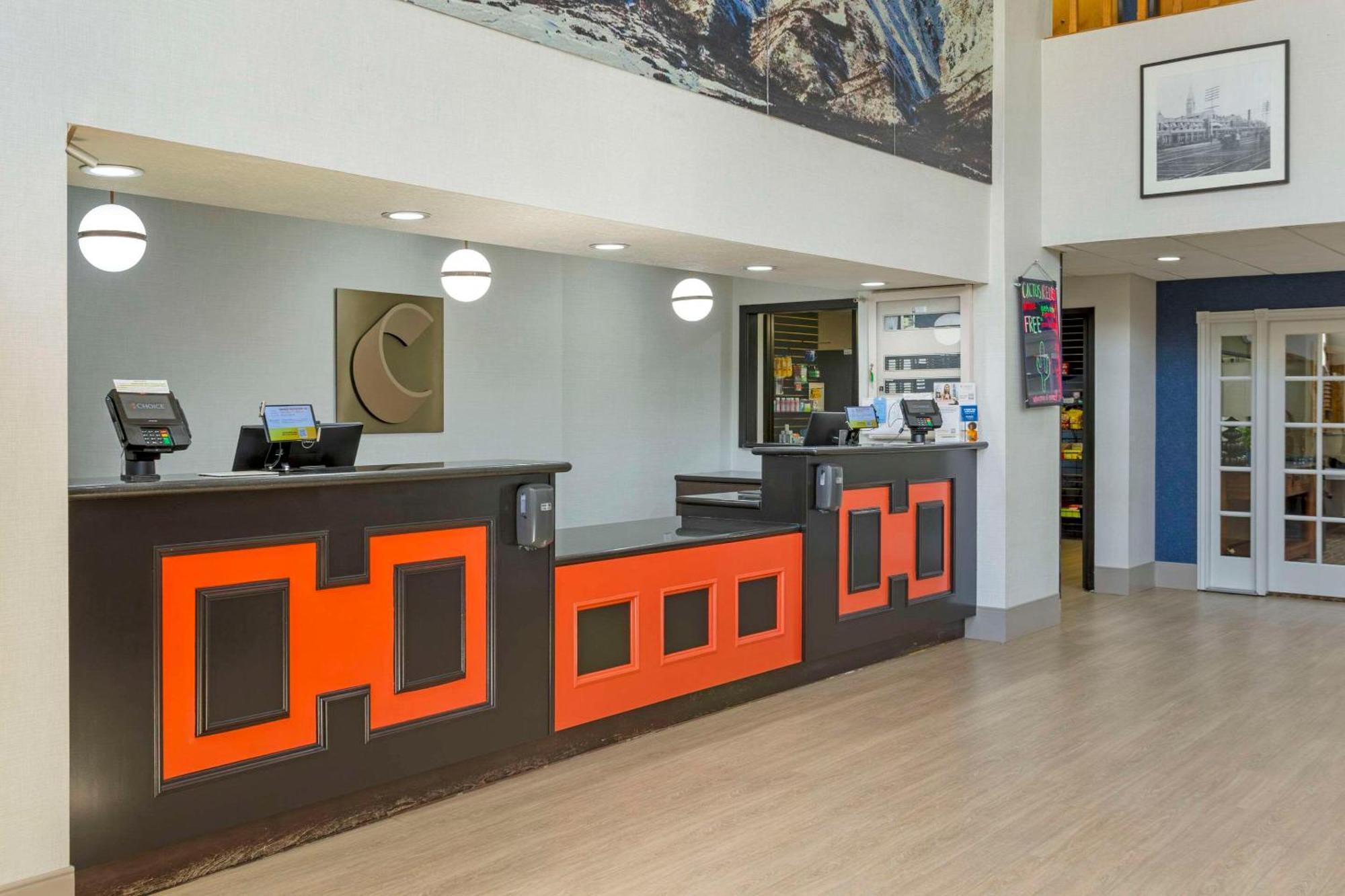 Comfort Suites Ogden Conference Center Extérieur photo