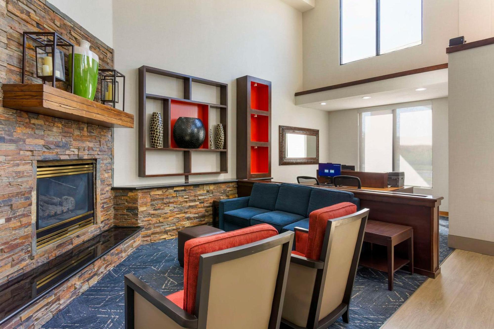 Comfort Suites Ogden Conference Center Extérieur photo